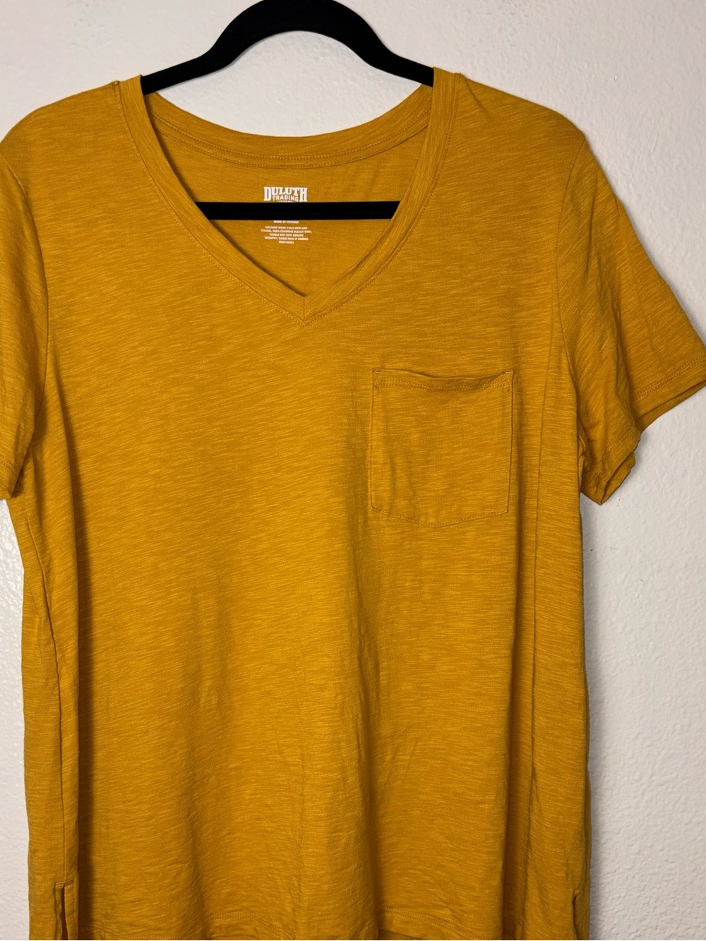 Duluth Trading Co. Mustard Yellow V-Neck Pocket Tee Shirt Woman's Size Large - Picture 6 of 13